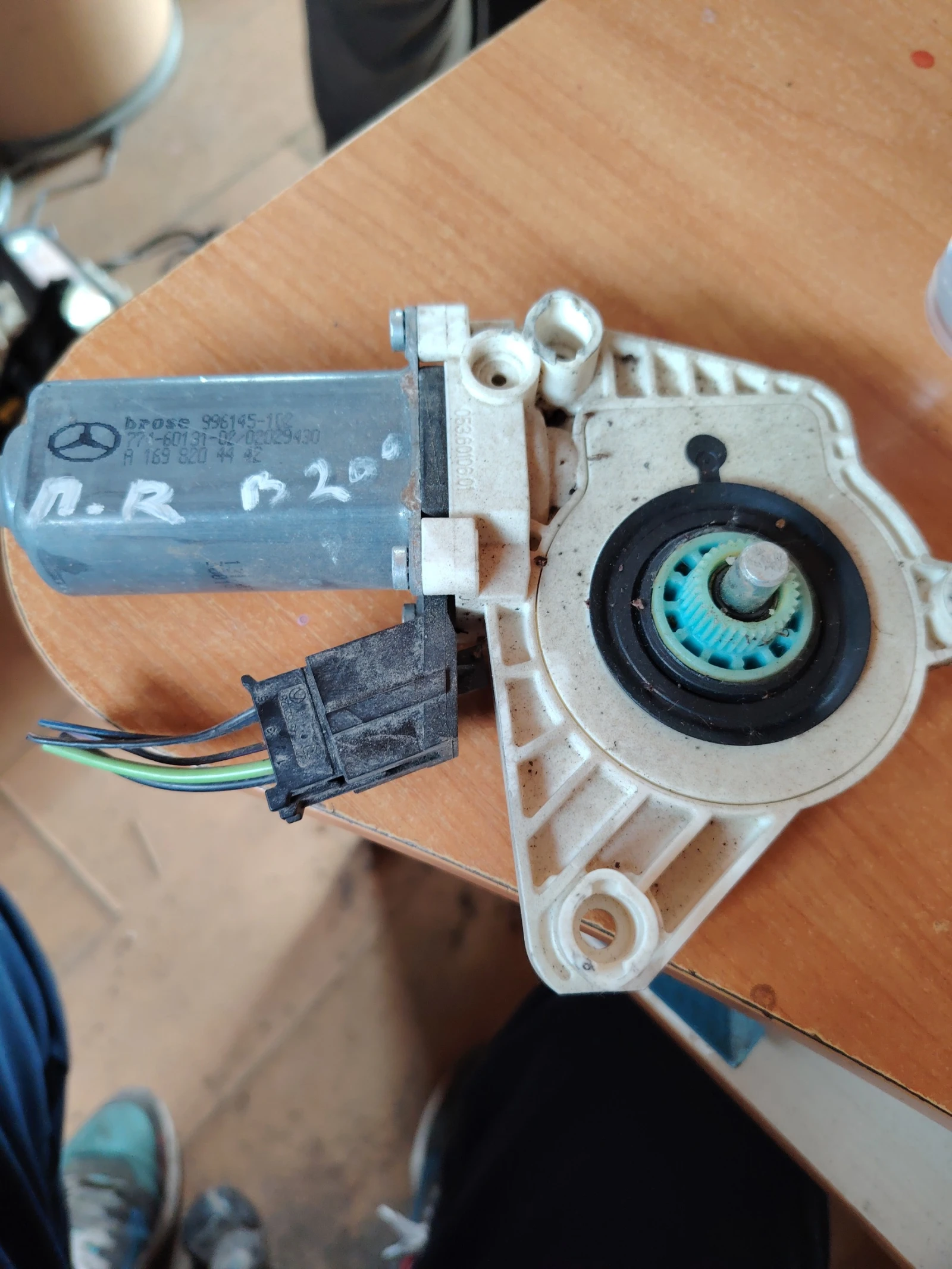 �1698204442 ������� ������ ����� �� �������� � � � ����� | Mobile.bg � ����������� 1