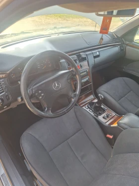 Mercedes-Benz E 270 27000, снимка 8