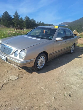 Mercedes-Benz E 270 27000, снимка 2