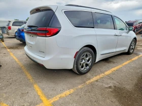 Chrysler Pacifica, снимка 3