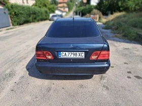 Mercedes-Benz E 200, снимка 4