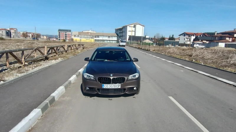 BMW 550 НЕ Е ФОЛИО! КАФЯВ МАТ, снимка 1 - Автомобили и джипове - 47144998