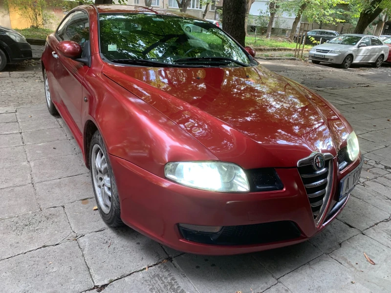 Alfa Romeo Gt 1.8TS КАПАРИРАНА, снимка 3 - Автомобили и джипове - 47727319