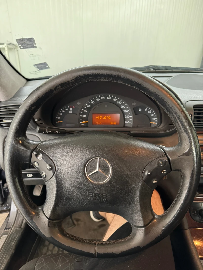 Mercedes-Benz C 200, снимка 6 - Автомобили и джипове - 47851219