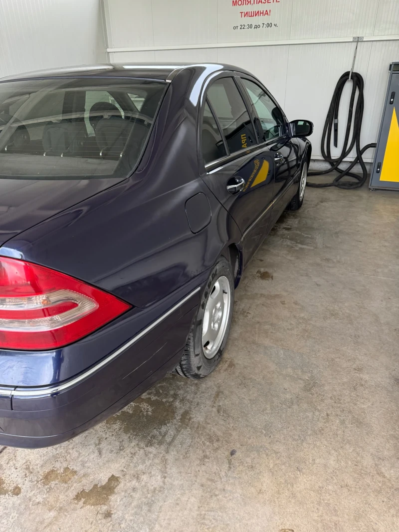 Mercedes-Benz C 200, снимка 4 - Автомобили и джипове - 47851219