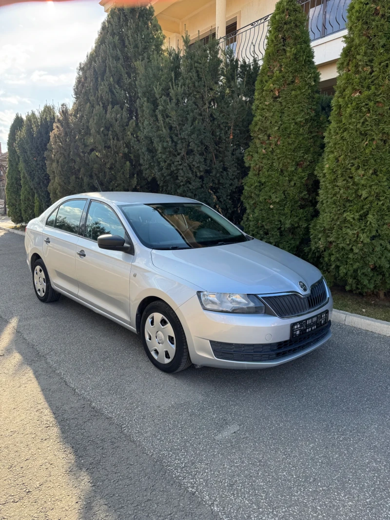 Skoda Rapid 90000км / Като нова, снимка 1 - Автомобили и джипове - 48132367