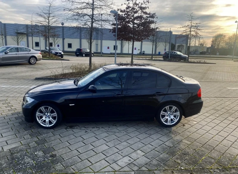 BMW 320, снимка 9 - Автомобили и джипове - 48397279