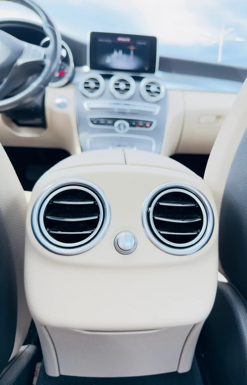 Mercedes-Benz C 300 300, снимка 9 - Автомобили и джипове - 52536036