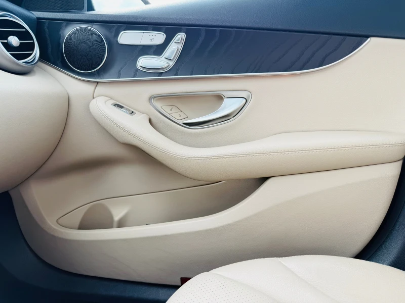 Mercedes-Benz C 300 300, снимка 8 - Автомобили и джипове - 52536036