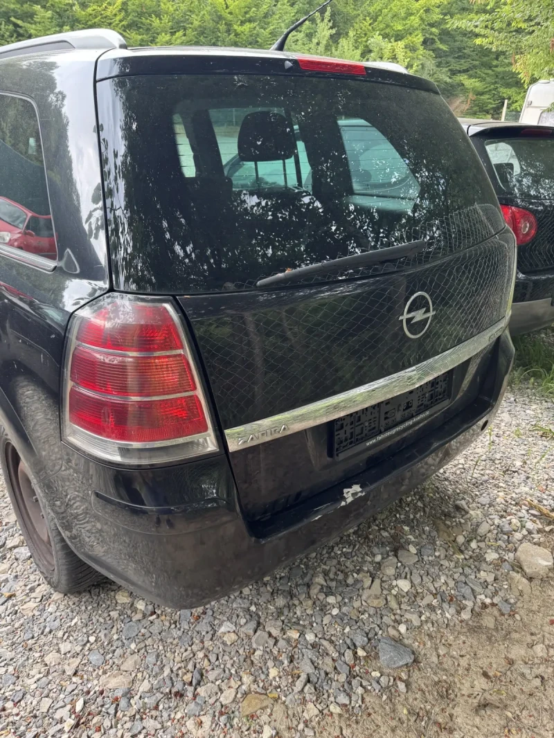 Opel Zafira, снимка 3 - Автомобили и джипове - 51887006