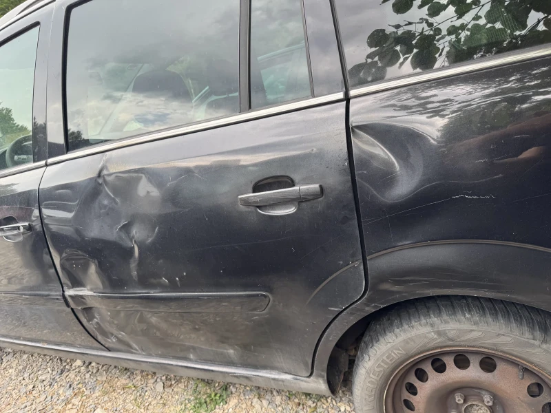 Opel Zafira, снимка 7 - Автомобили и джипове - 51887006