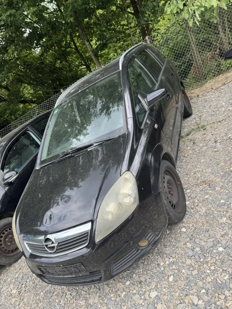 Opel Zafira, снимка 2 - Автомобили и джипове - 51887006