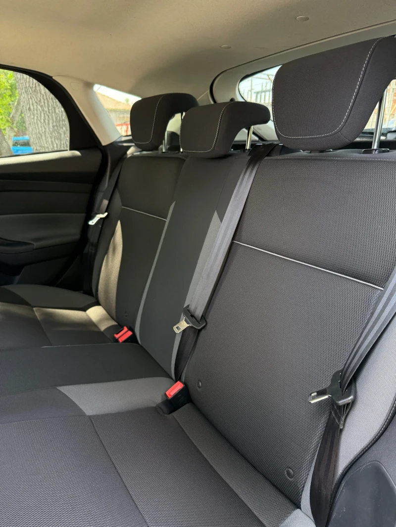 Ford Focus 1.6 DIESEL AUSTRIA, снимка 12 - Автомобили и джипове - 51118303