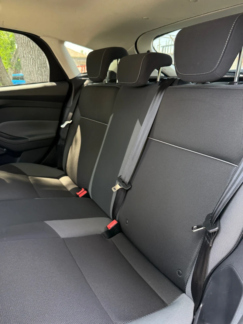 Ford Focus 1.6 DIESEL AUSTRIA, снимка 13 - Автомобили и джипове - 51118303