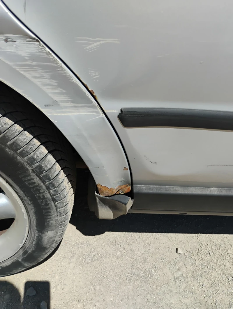 VW Passat 1.9 TDI, снимка 11 - Автомобили и джипове - 52440502