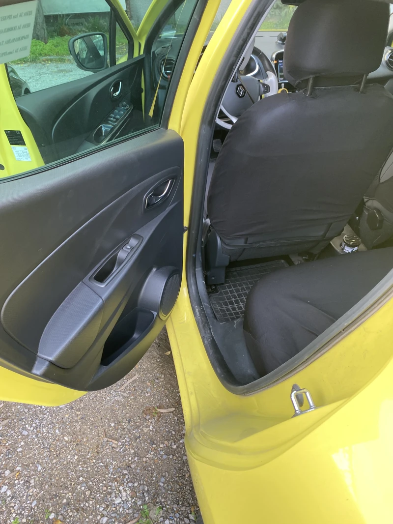 Renault Clio 1.5 dci Юбилеен автомобил, снимка 10 - Автомобили и джипове - 52641498