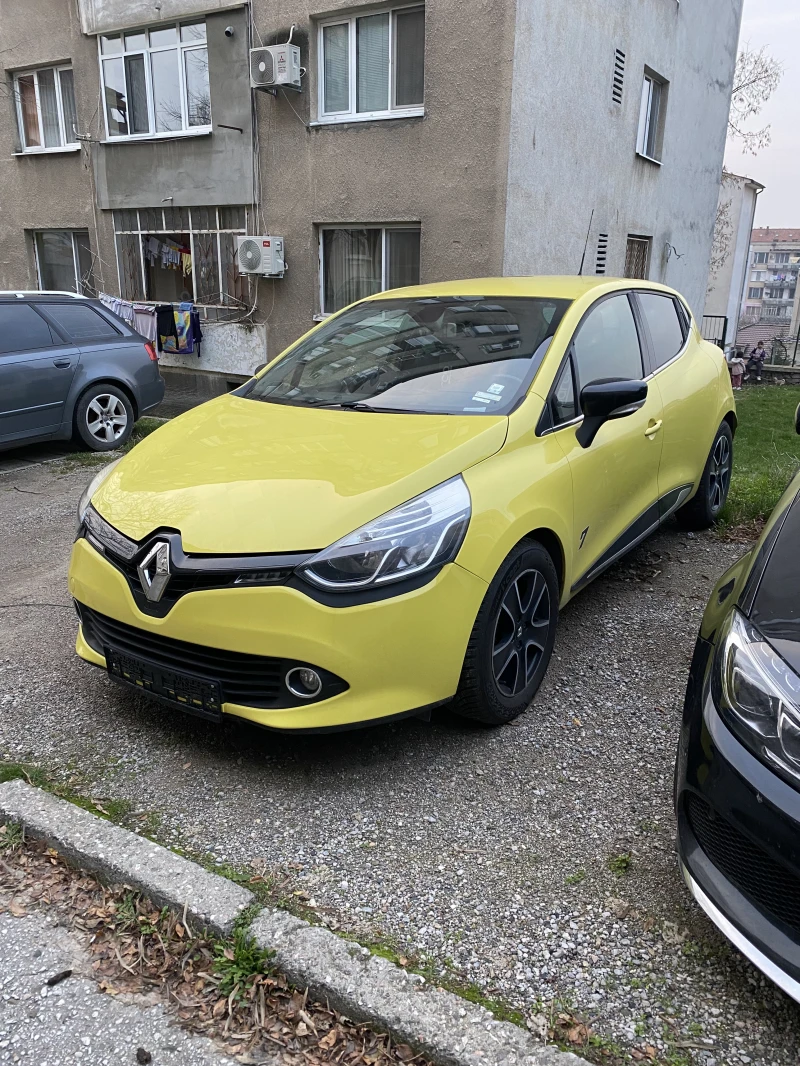 Renault Clio 1.5 dci Юбилеен автомобил, снимка 2 - Автомобили и джипове - 52641498
