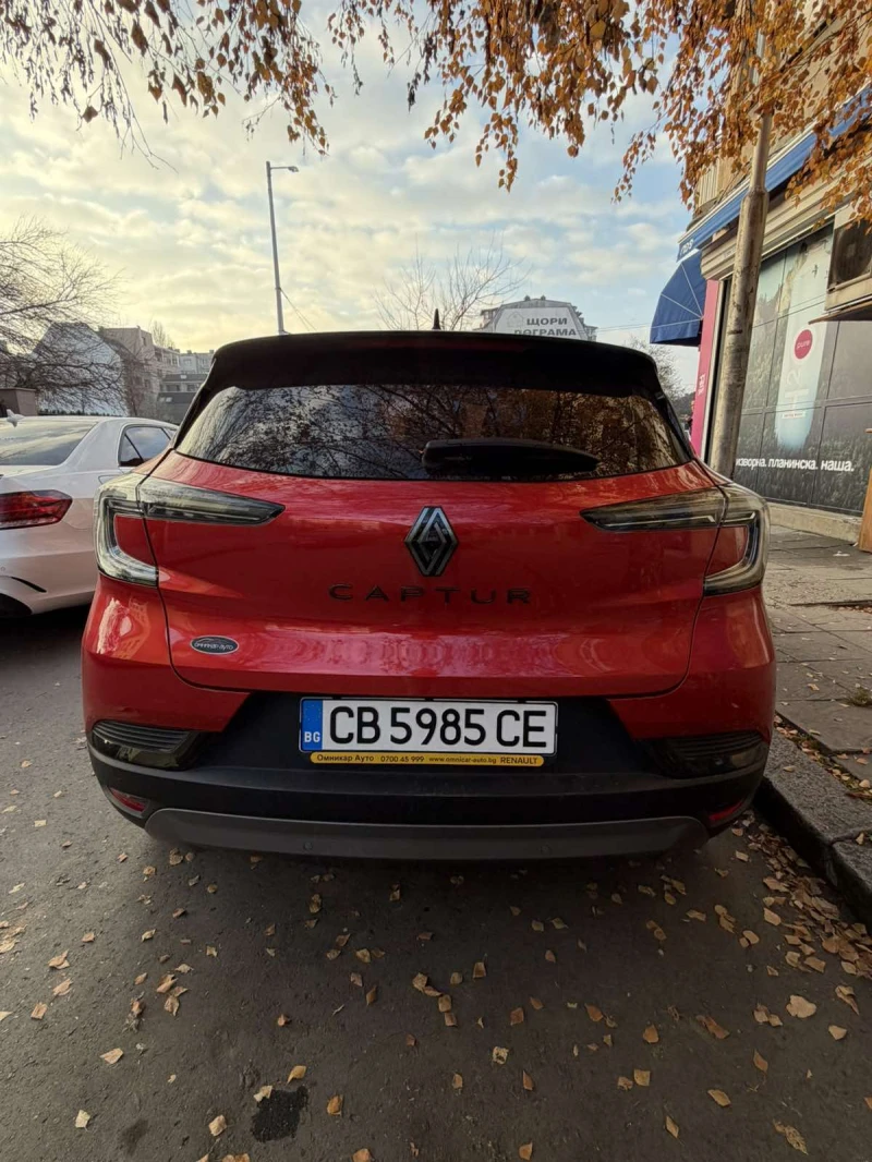 Renault Captur, снимка 4 - Автомобили и джипове - 52883723
