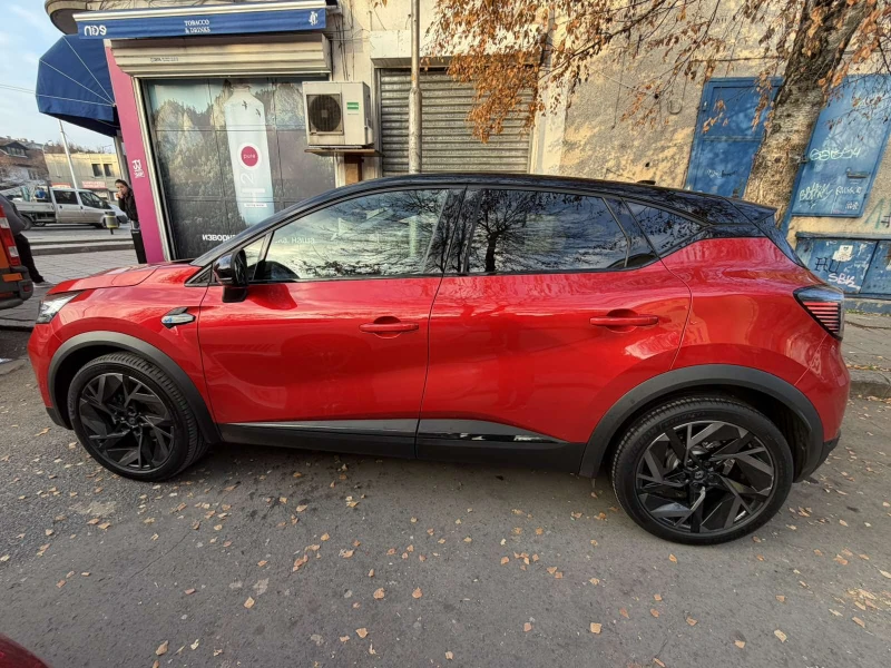 Renault Captur, снимка 6 - Автомобили и джипове - 52883723
