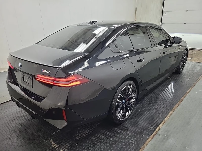 BMW i5 * M60 XDRIVE * CARFAX * БЕЗ ПЪРВОНАЧАЛНА ВНОСКА, снимка 4 - Автомобили и джипове - 52894776
