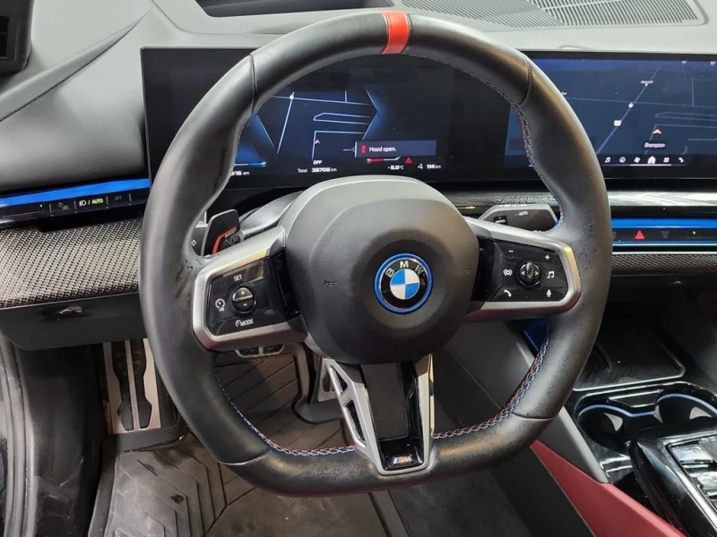 BMW i5 * M60 XDRIVE * CARFAX * БЕЗ ПЪРВОНАЧАЛНА ВНОСКА, снимка 11 - Автомобили и джипове - 52894776