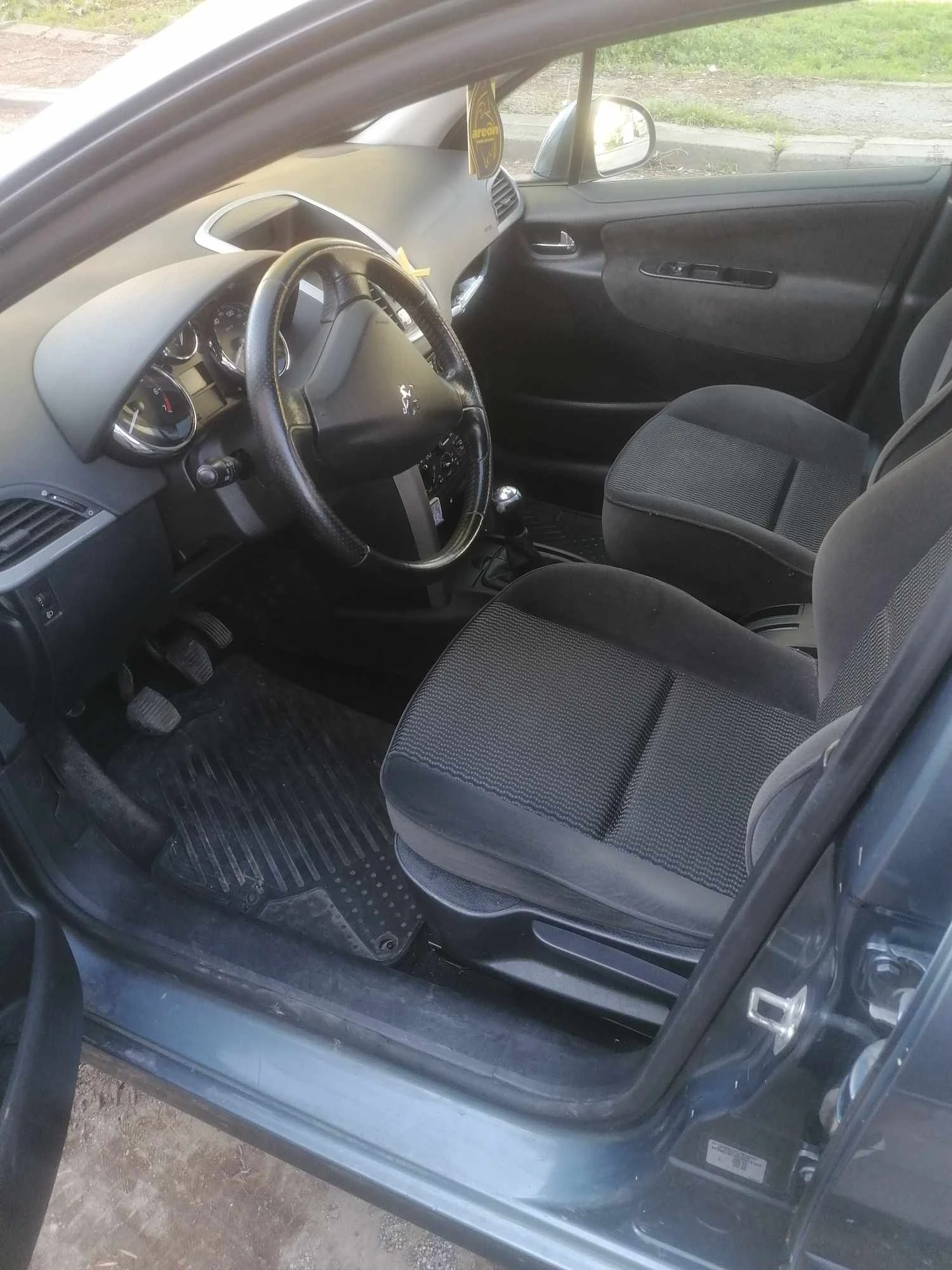 Peugeot 207  - изображение 6