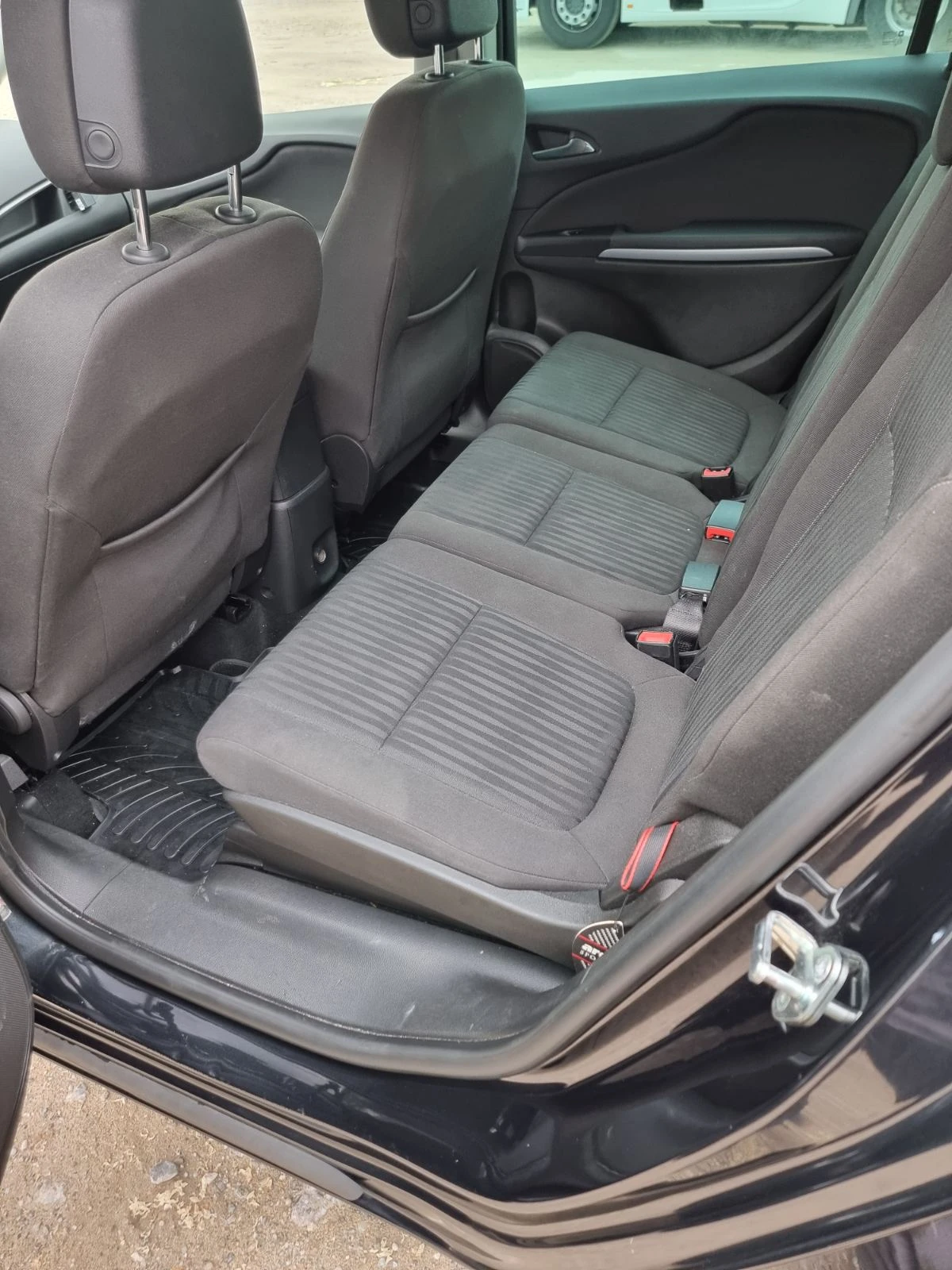 Opel Zafira Tourer - изображение 9