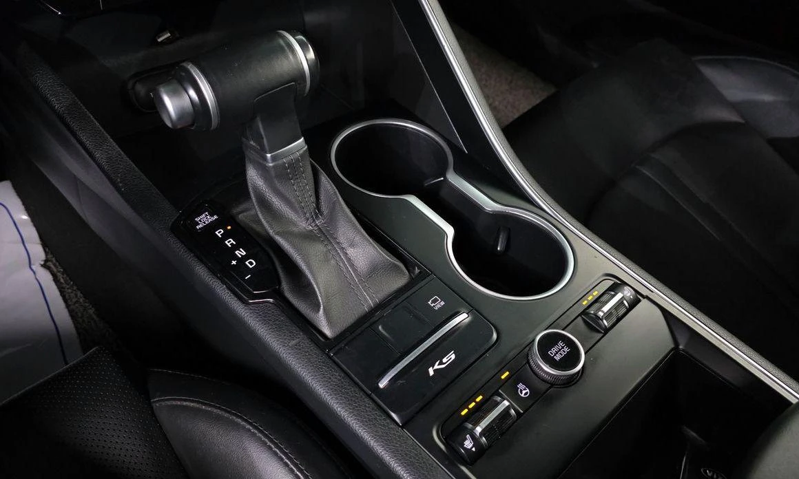 Kia K5 2.0 LPI Strandard * -   *  | Mobile.bg   9