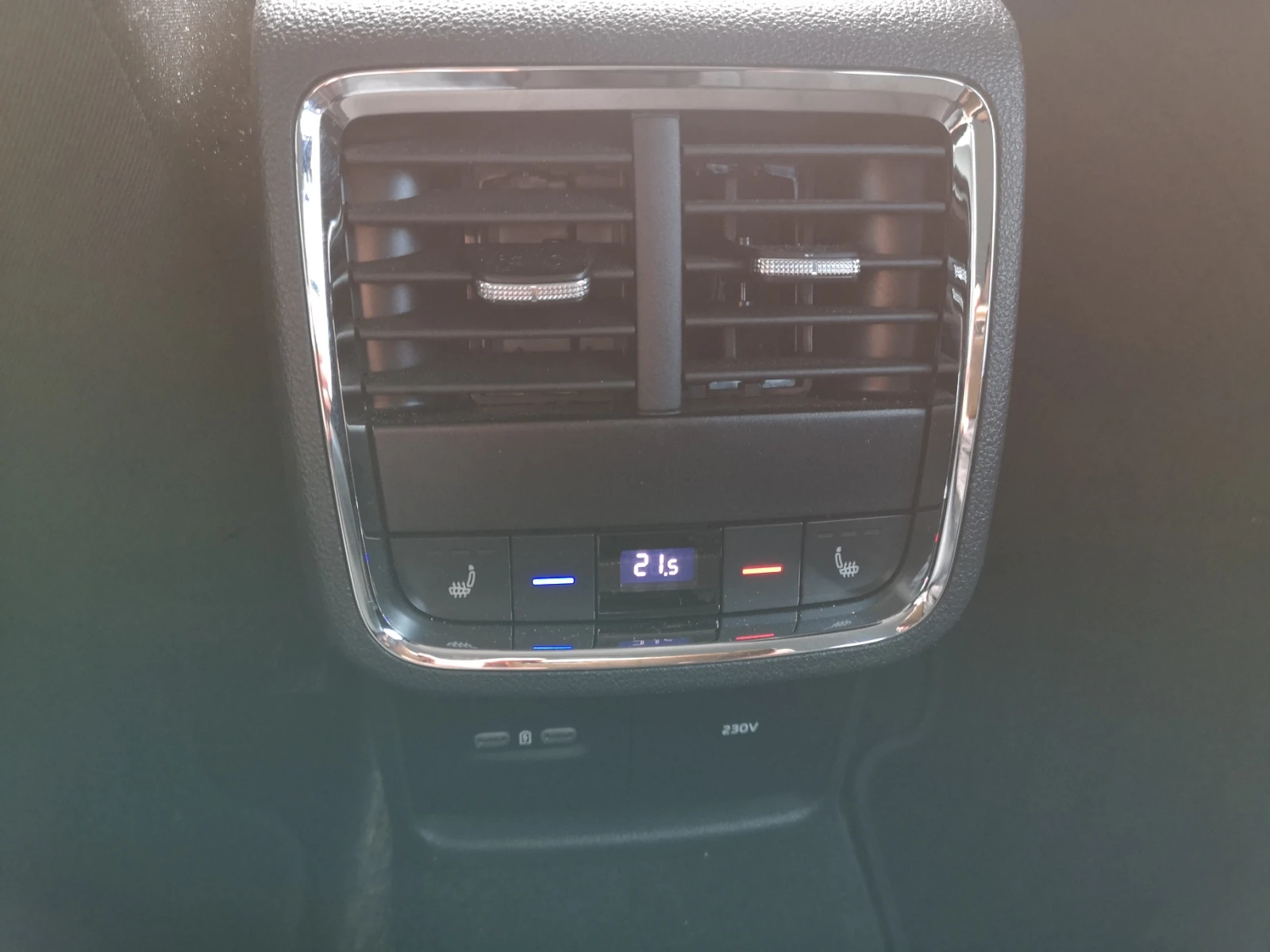 Skoda Octavia 1.5 TSI  - изображение 10