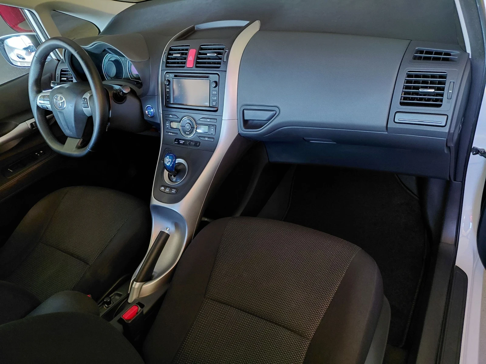 Toyota Auris Hybrid /Aytomat | Mobile.bg � ����������� 8