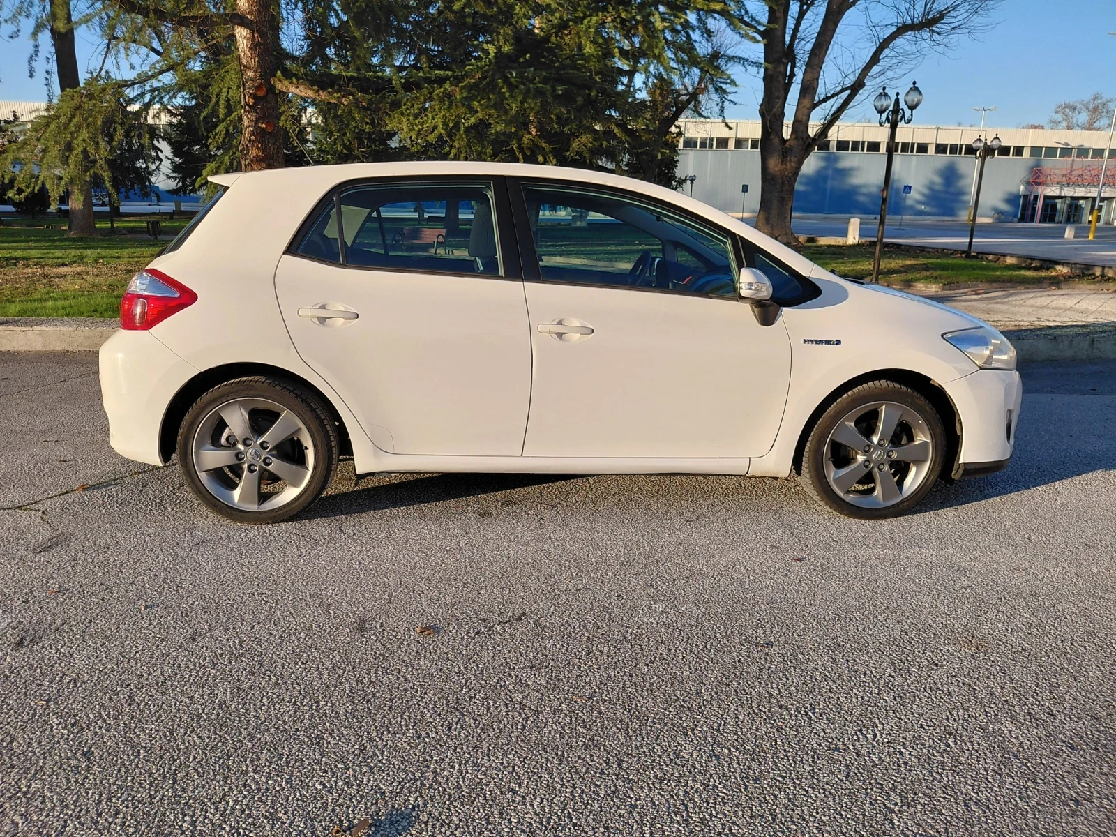 Toyota Auris Hybrid /Aytomat | Mobile.bg � ����������� 4