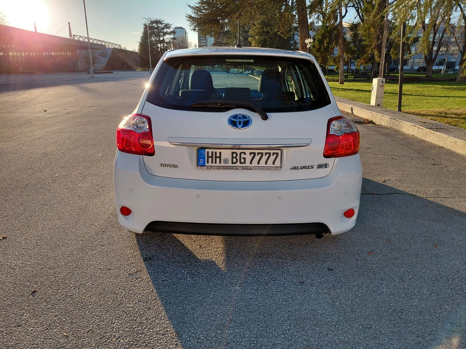 Toyota Auris Hybrid /Aytomat | Mobile.bg � ����������� 6