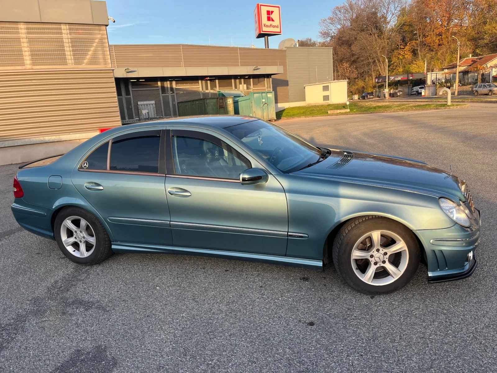 Mercedes-Benz E 240  - изображение 3