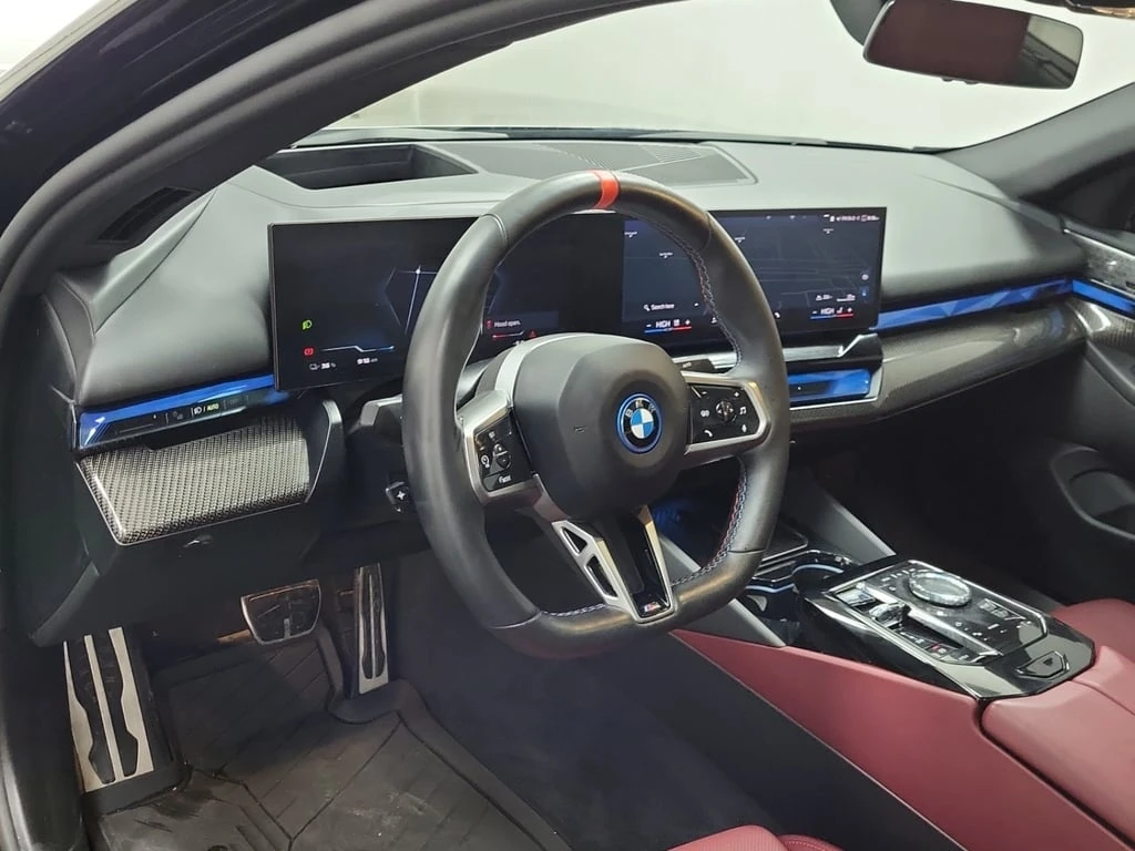 BMW i5 * M60 XDRIVE * CARFAX * БЕЗ ПЪРВОНАЧАЛНА ВНОСКА - изображение 9