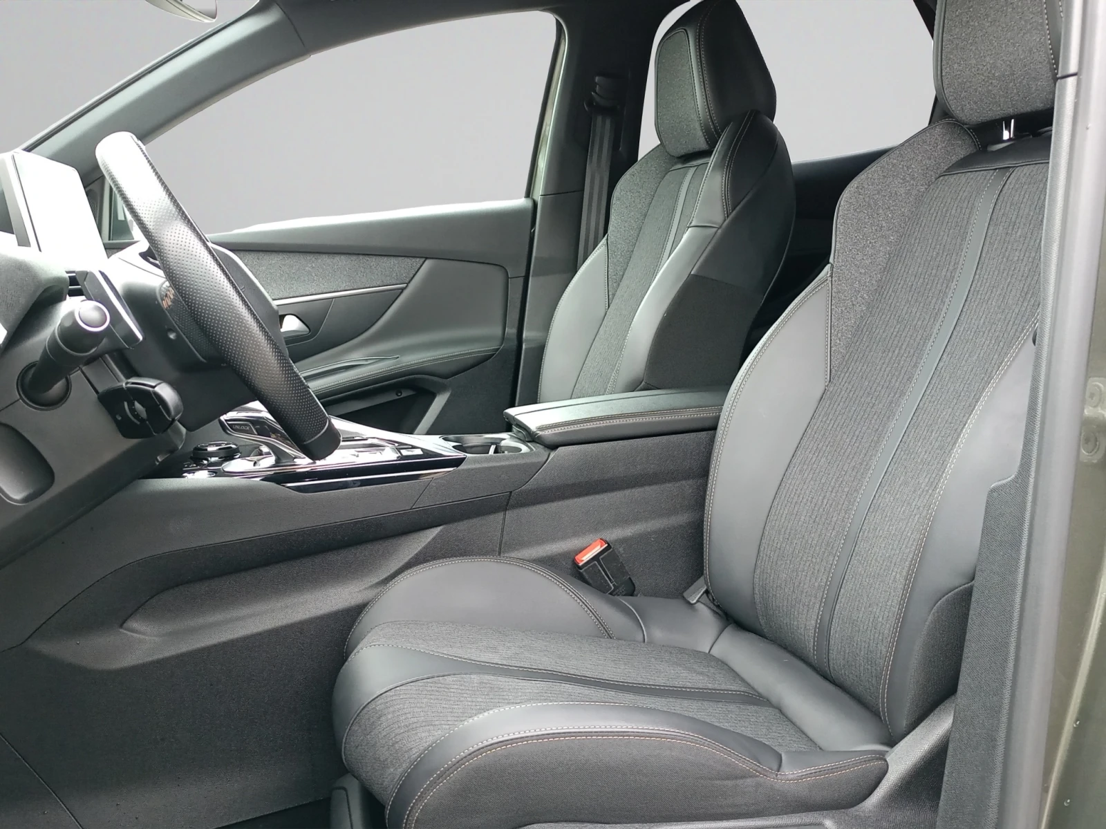 Peugeot 3008 NEW GT Line 2.0 BlueHDi 180 EAT8 EURO 6 - изображение 9