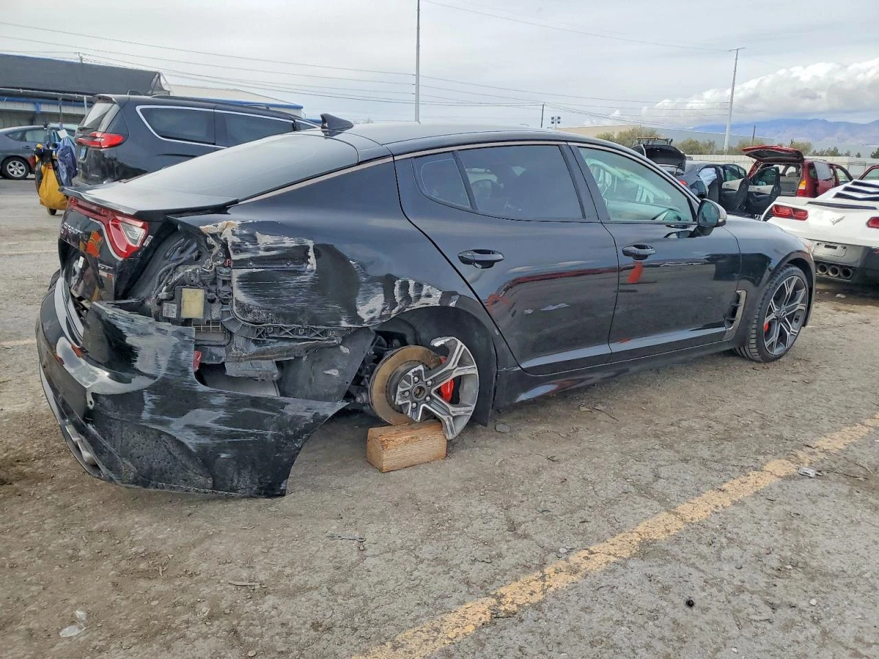 Kia Stinger GT - изображение 6