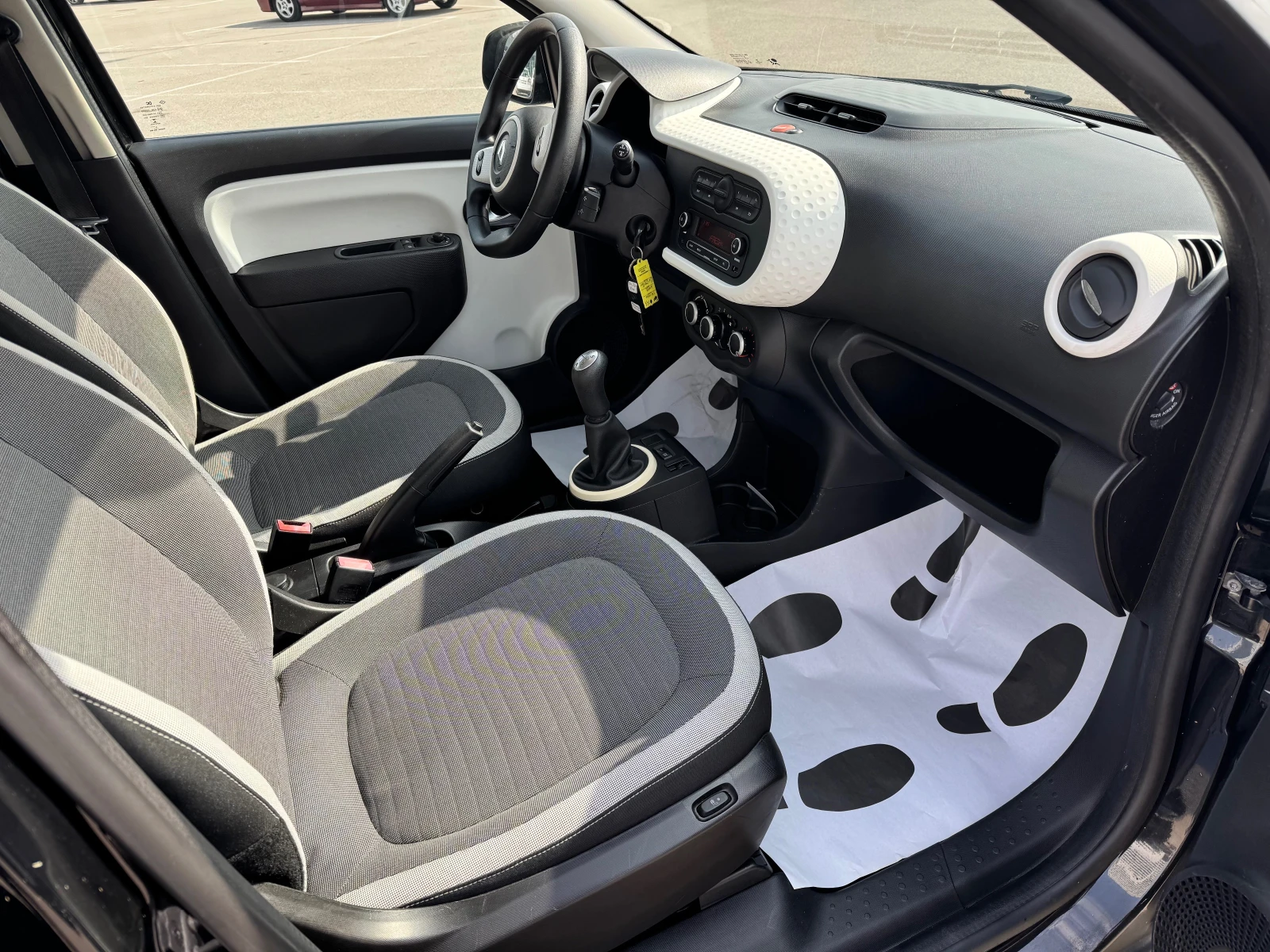 Renault Twingo 1.0i-75-25000�� | Mobile.bg � ����������� 10