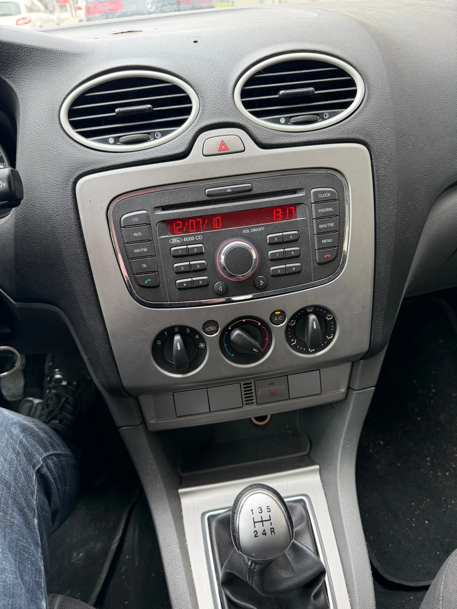 Ford Focus 1.6tdi , снимка 12 - Автомобили и джипове - 53926273