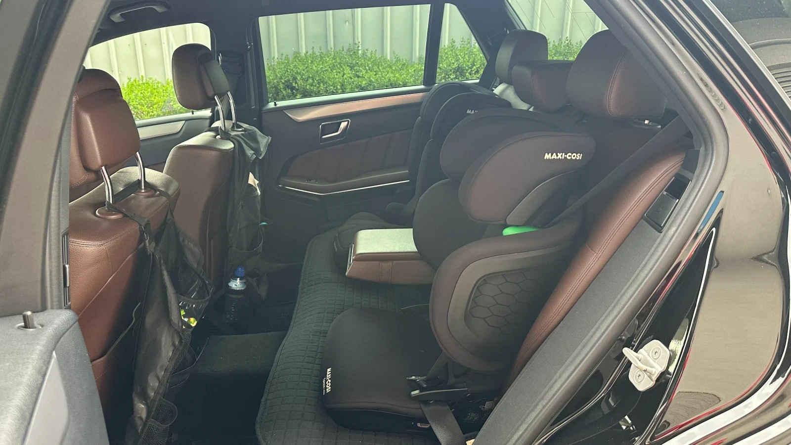 Mercedes-Benz E 350 4Matic, снимка 10 - Автомобили и джипове - 54426916