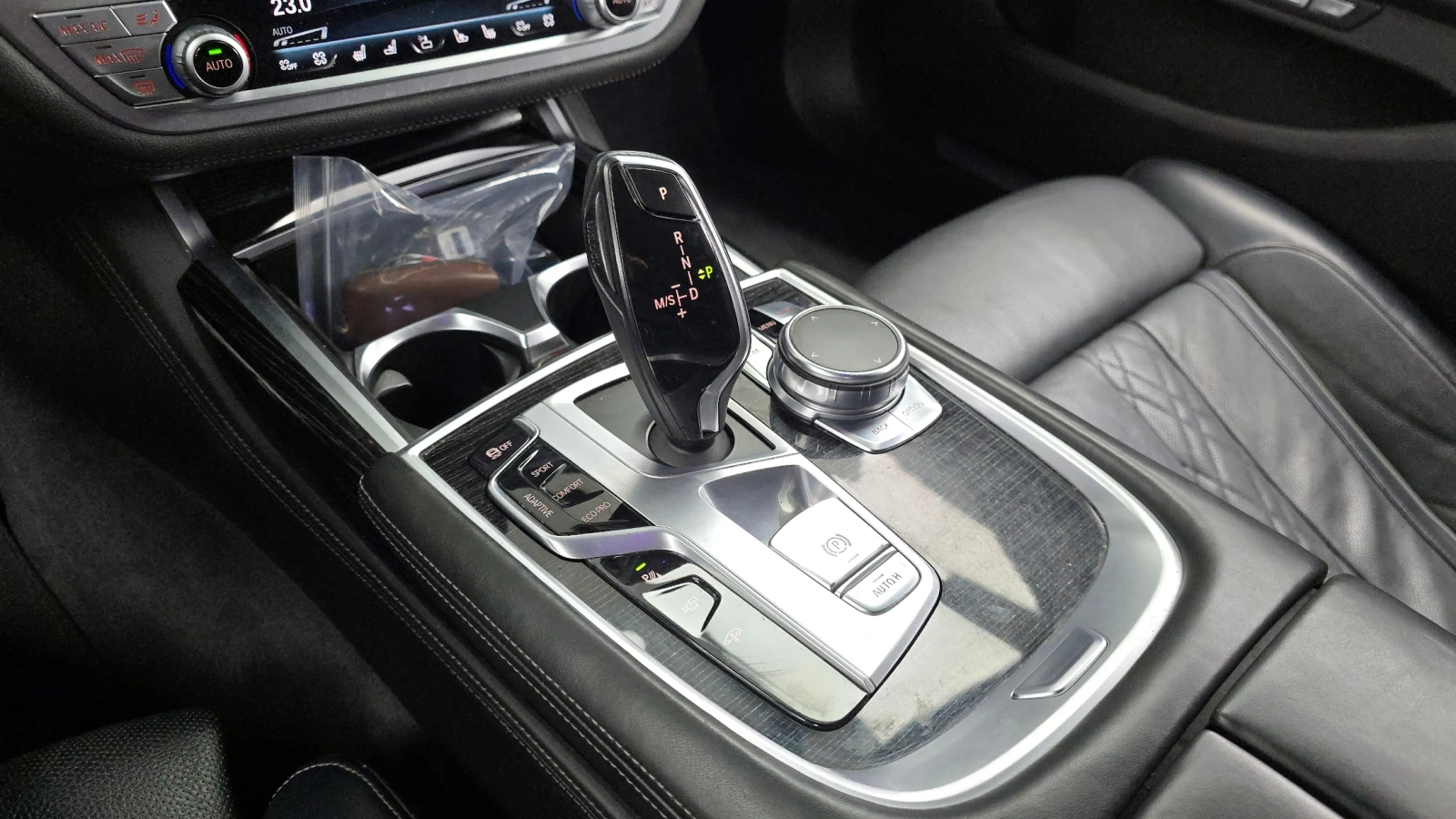 BMW 740 LI XDRIVE 40I| M| ТЕЛЕВИЗОРИ| 360| ОБДУХ| МАСАЖИ| , снимка 8 - Автомобили и джипове - 54509498