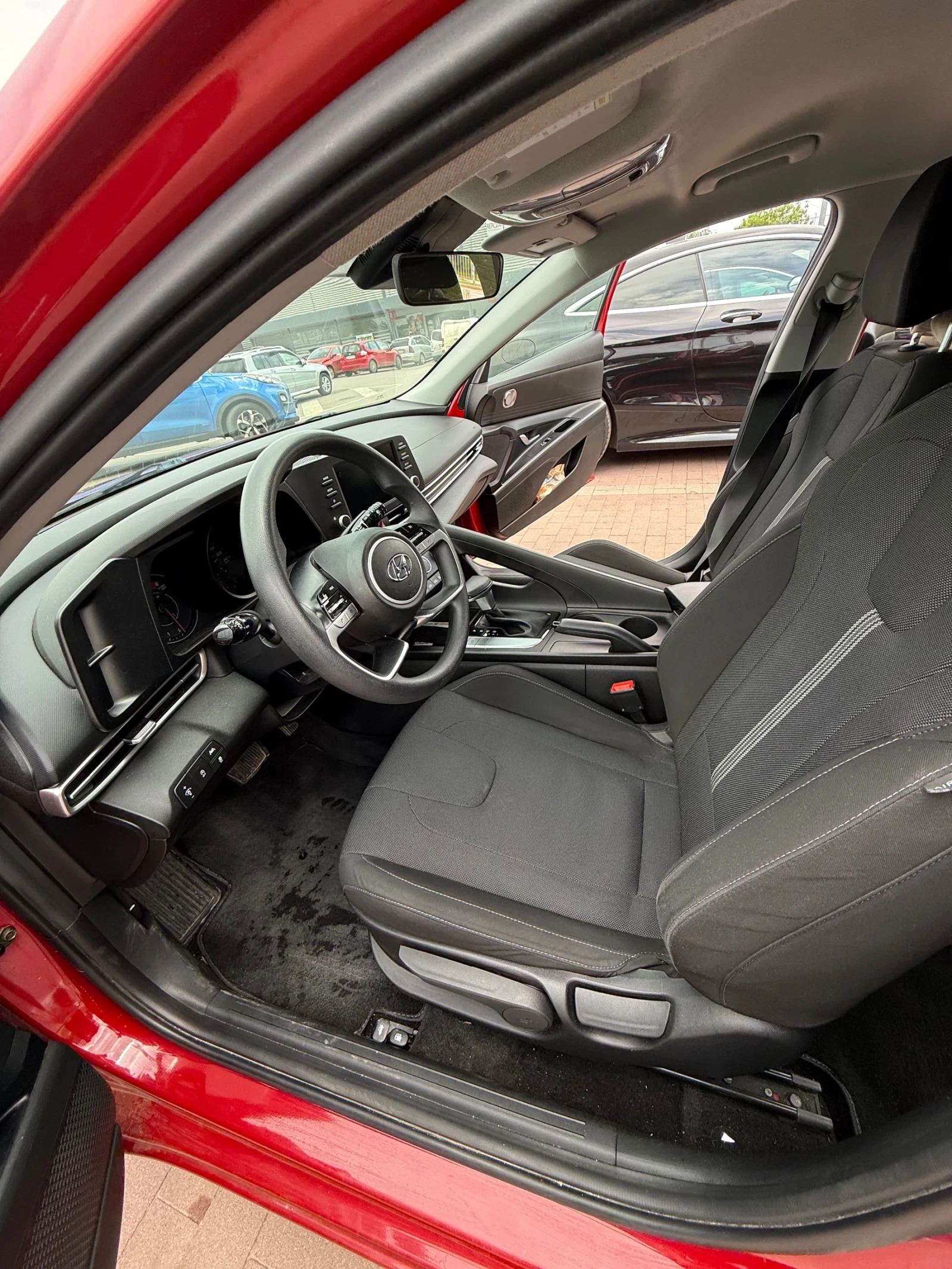 Hyundai Elantra 150000, снимка 16 - Автомобили и джипове - 54598821