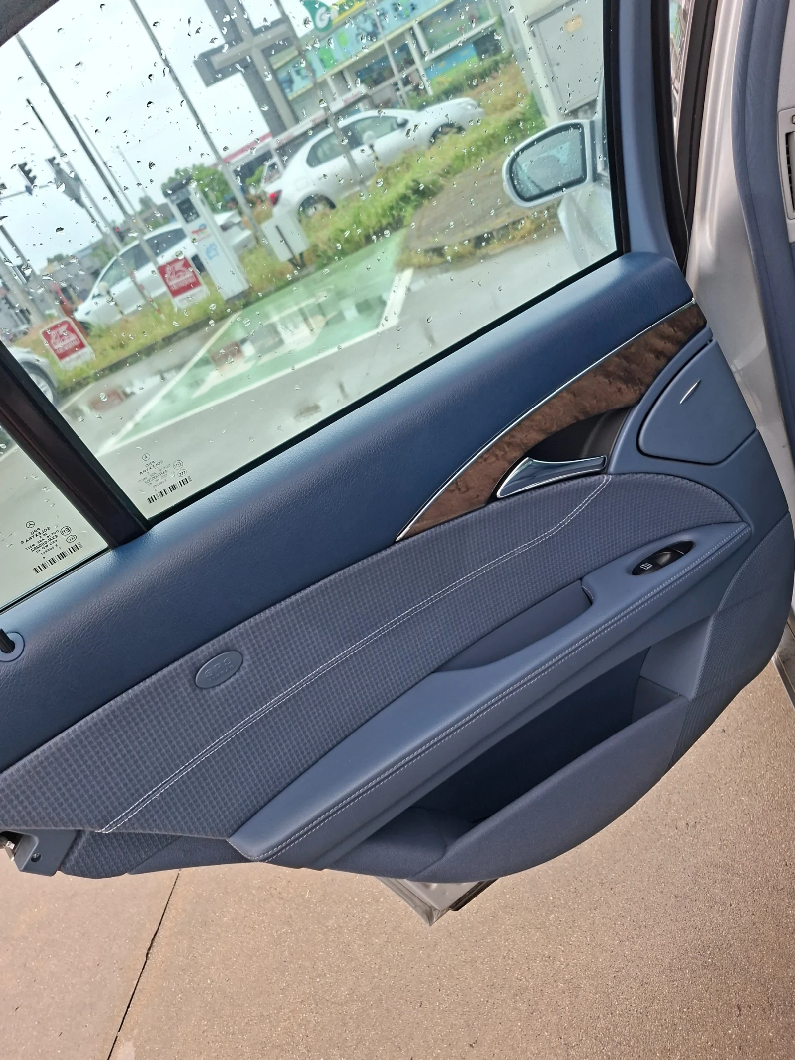 Mercedes-Benz E 320 Е320цди, снимка 12 - Автомобили и джипове - 54640177