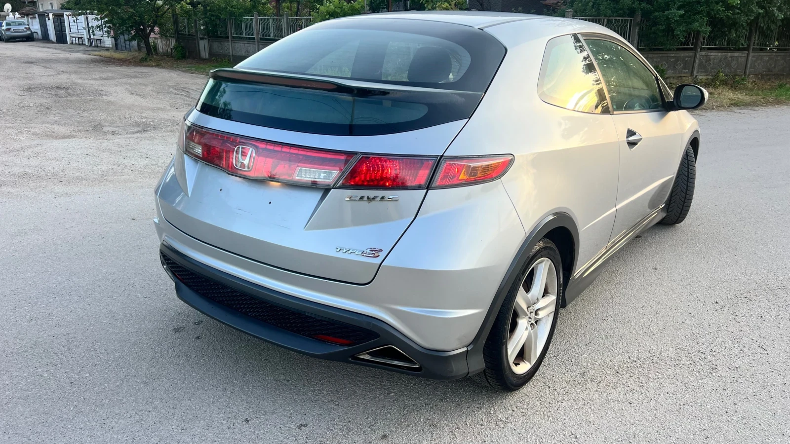 Honda Civic Type S 1.8 бензин нов внос swiss, снимка 4 - Автомобили и джипове - 54675915