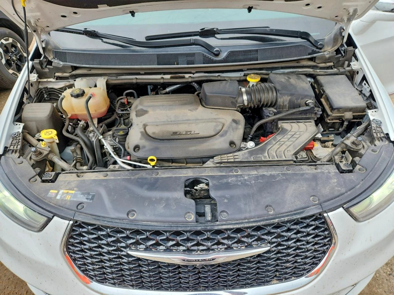 Chrysler Pacifica, снимка 11 - Автомобили и джипове - 54713396
