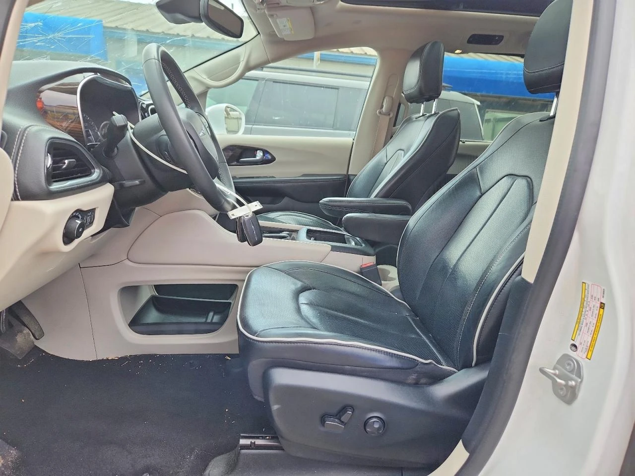 Chrysler Pacifica, снимка 7 - Автомобили и джипове - 54713396