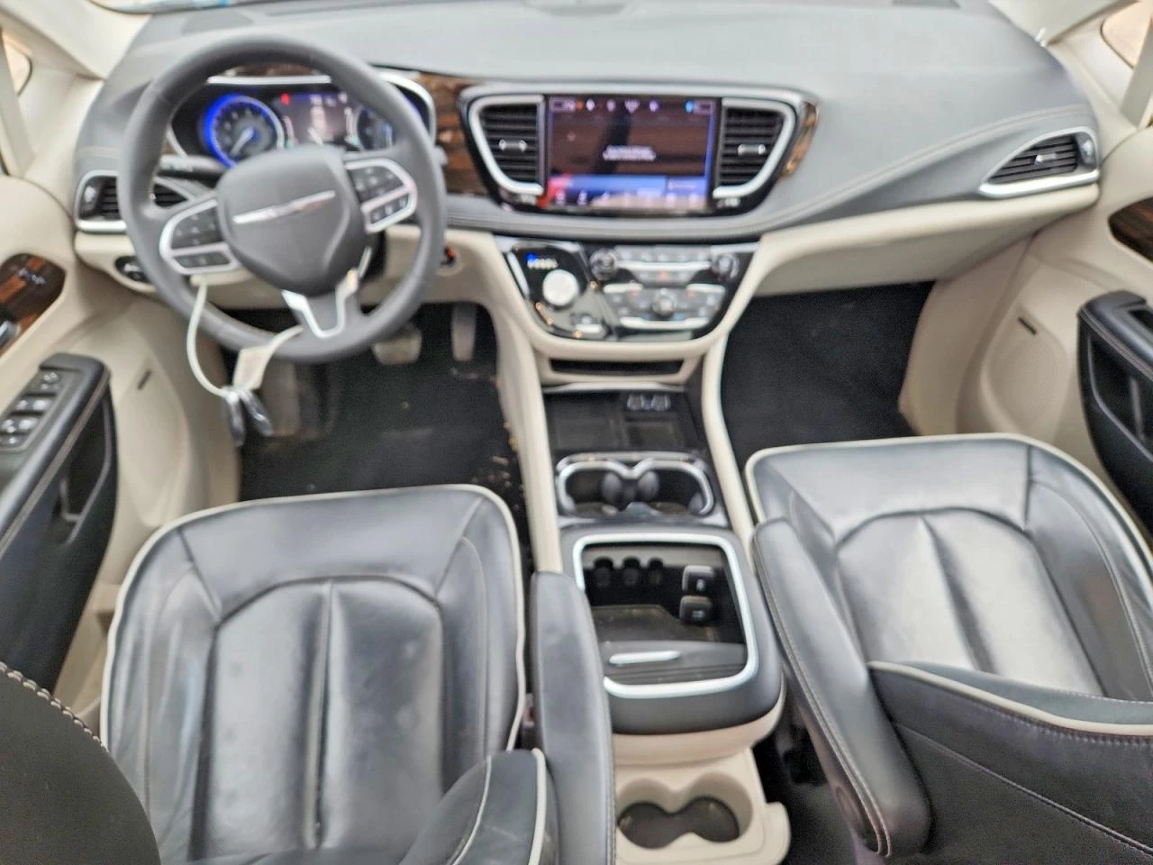 Chrysler Pacifica, снимка 8 - Автомобили и джипове - 54713396
