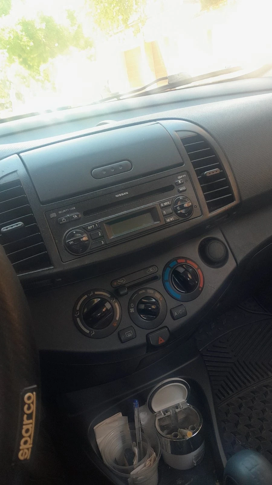 Nissan Micra 1.4, снимка 6 - Автомобили и джипове - 54766316