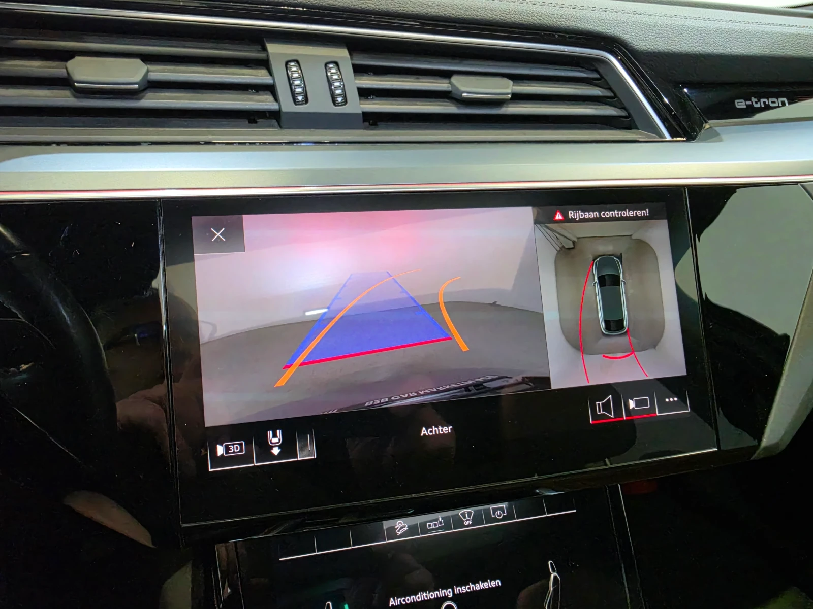 Audi E-Tron 55 Sportback Pano LED-Matrix Virtual Head-up, снимка 14 - Автомобили и джипове - 55349203