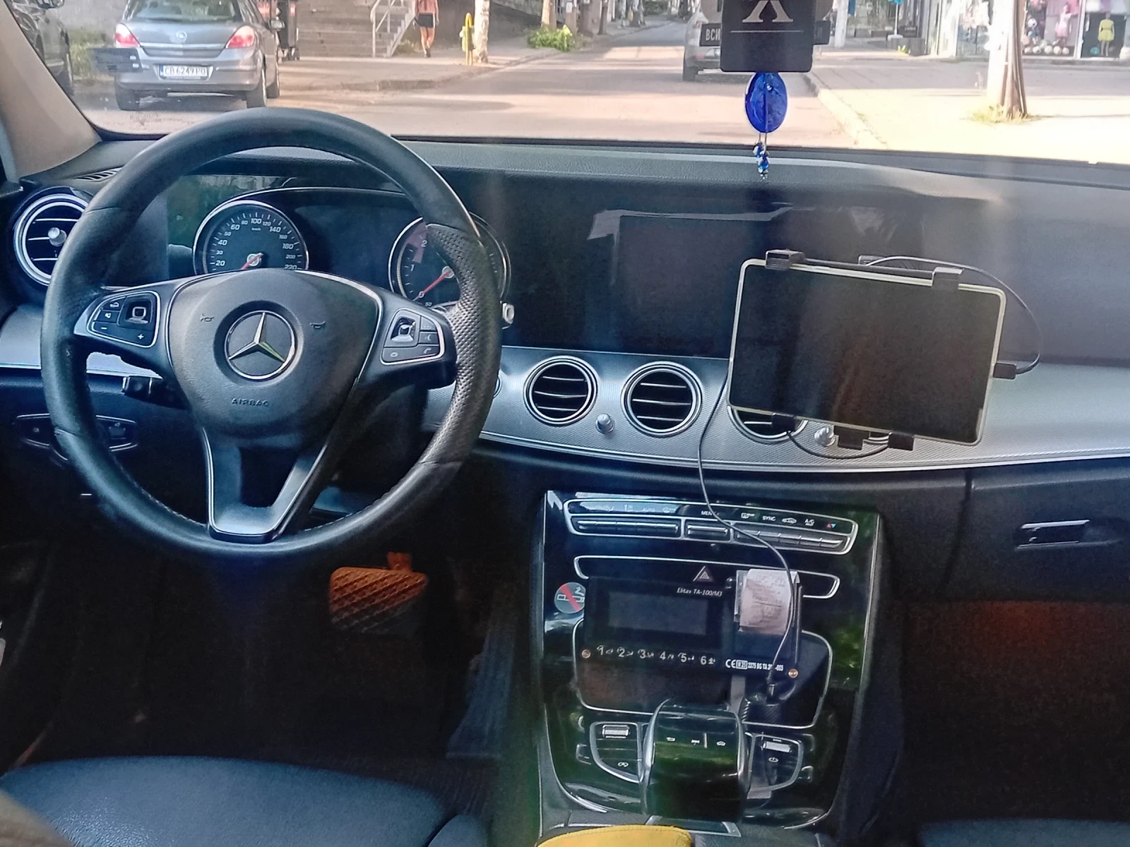 Mercedes-Benz E 200 654, снимка 7 - Автомобили и джипове - 55546879