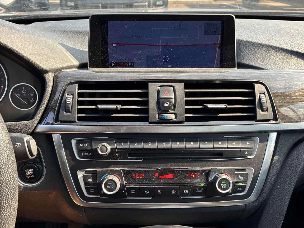 BMW 335 * 335i xDrive * АВТОКРЕДИТ БЕЗ ПЪРВОНАЧАЛНА ВНОСКА, снимка 9 - Автомобили и джипове - 55713401
